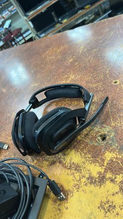 Logitech Astro A50 X lightspeed wireless gaming headset