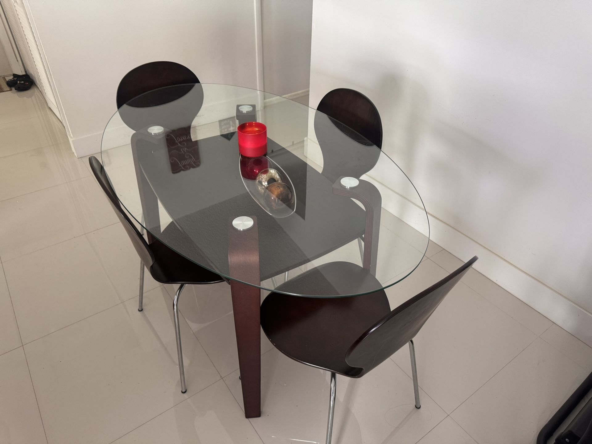 For Sale: Modern Glass Dining Table Set with Four Chairs