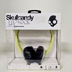 Lot of 11 Brand New Skullcandy Supreme Sound Uprock  Headphones in Neon Yellow 