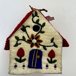 Wild Woolies Felt Birdhouse Handmade Fair Trade Alpine Style Chalet Theme New