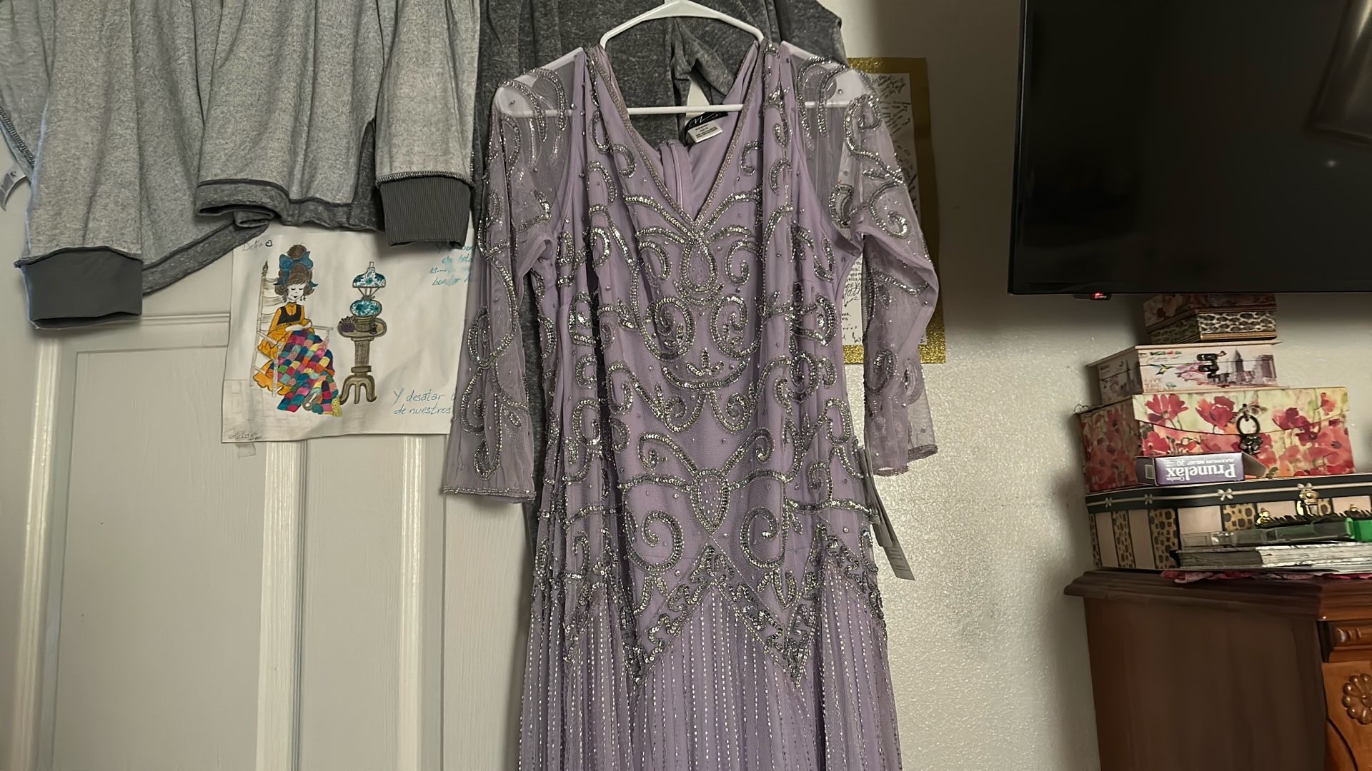 Nuevo Vestido Size 16