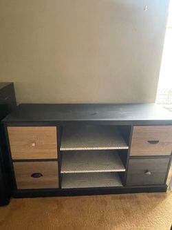 Tv stand with drawer