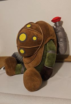 BIOSHOCK BIG DADY MR. BUBBLES LARGE SIZE PLUSH TOY APROX 17"INCHES PRE-OWNED