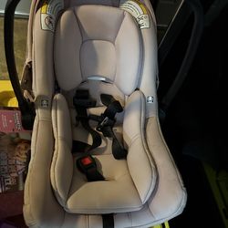 Nuna car seat and base