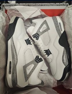Air Jordan 4 (White Cement) - 9.5