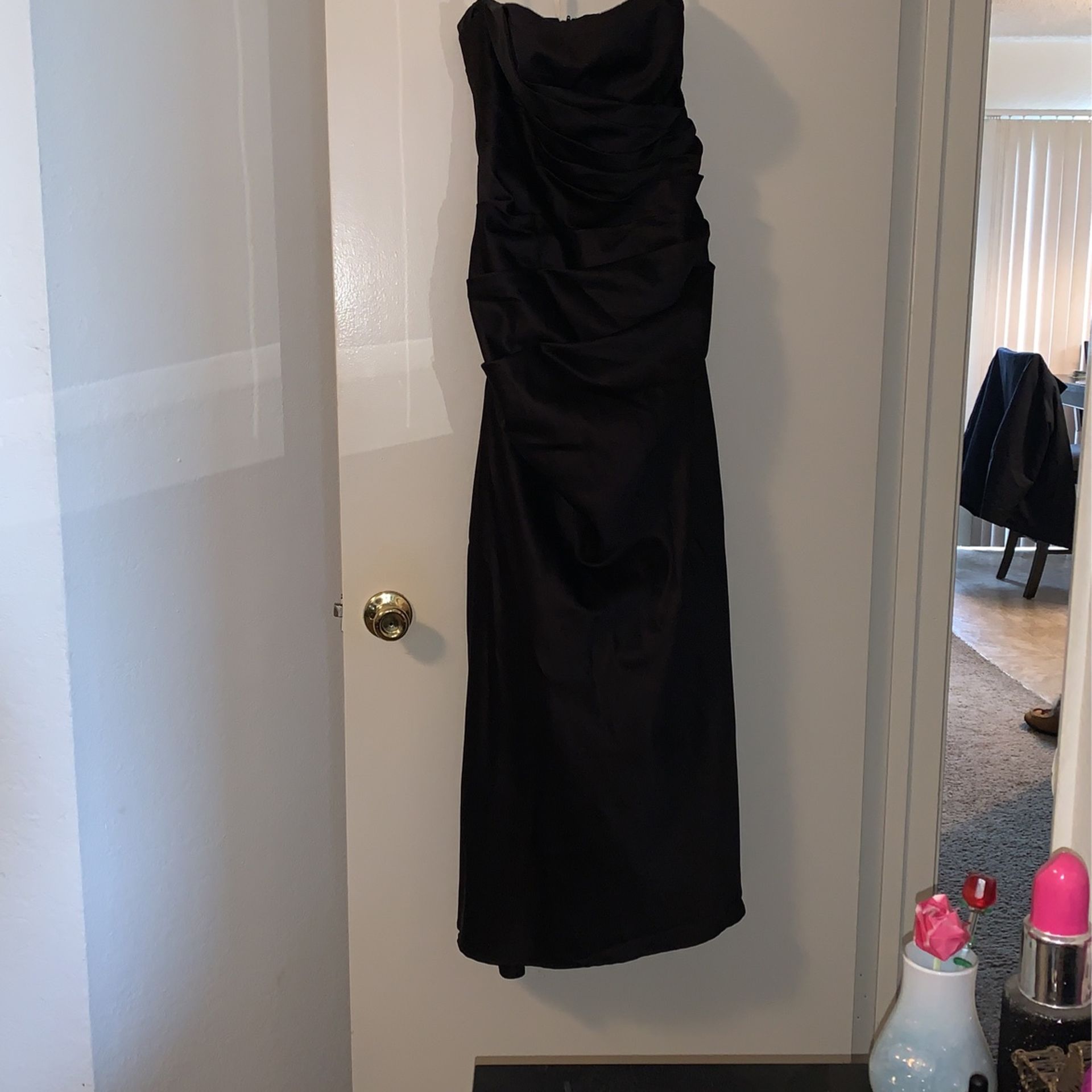 David's Bridal F13974 Black formal Bridesmaid Dress David's Bridal F13974 Black formal Bridesmaid Dress