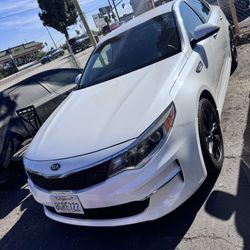 2018 KIA Optima