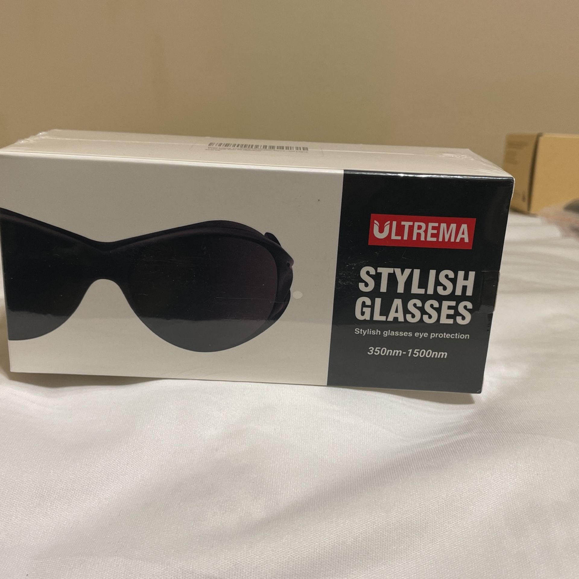 ULTREMA Red Light Therapy Glasses, Eyes Protection for Tanning Goggles, IPL laser Safety Glasses, Light Therapy and Laser Hair Removal Treatment Eyes 