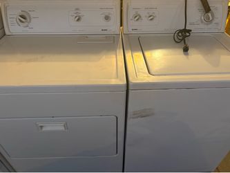 Working washer and dryer set