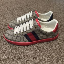 Gucci Shoes 