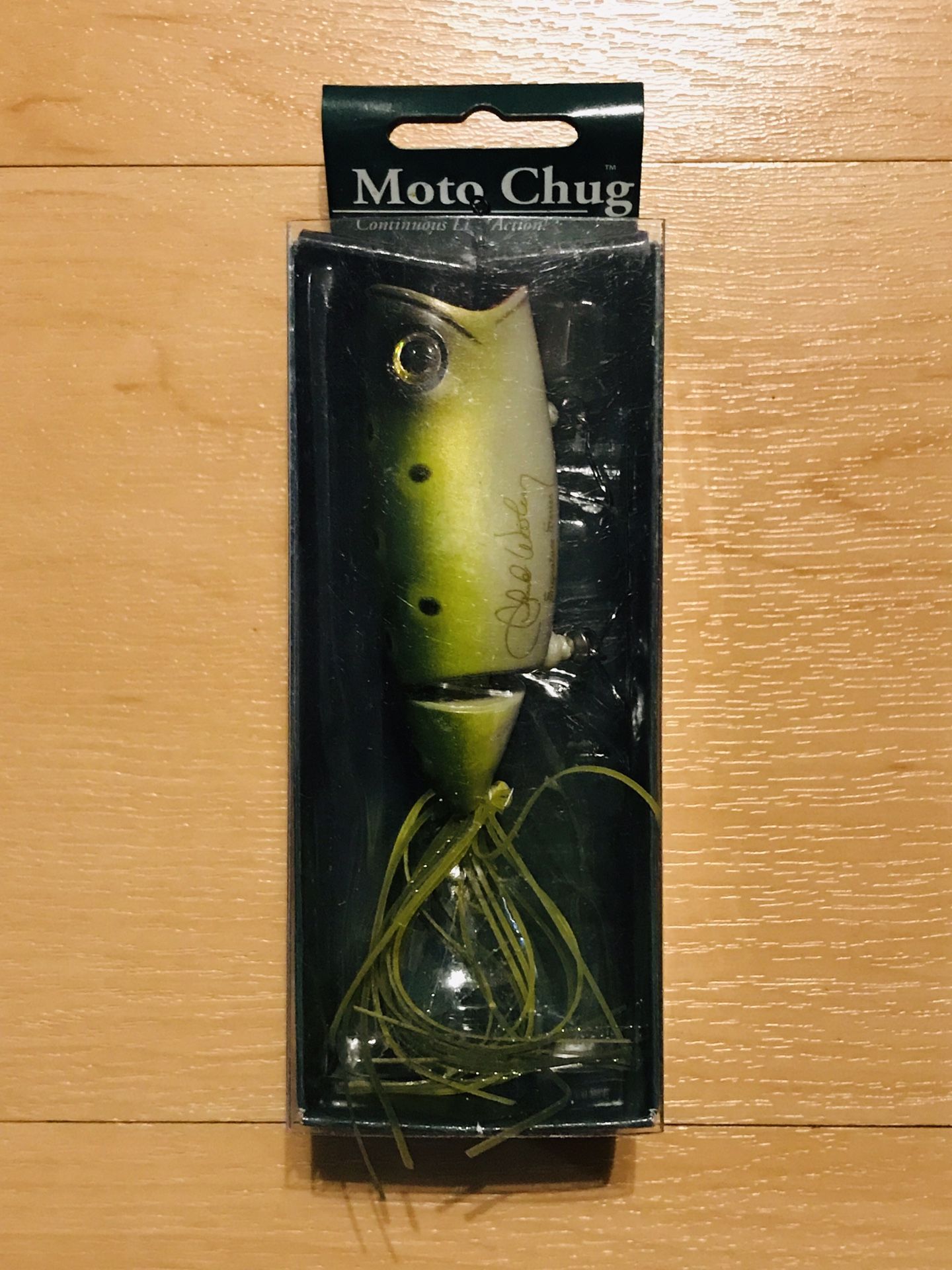 MOTO CHUG LIVE ACTION Fishing Lure ( New)