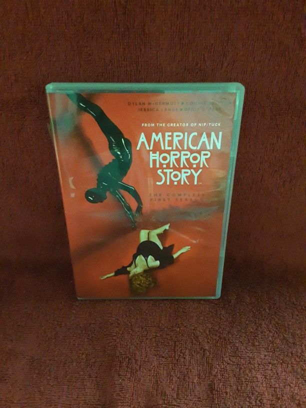 American Horror Story The Complete First Season 1st DVD 4 Disc Set