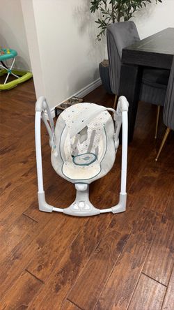 Baby swing