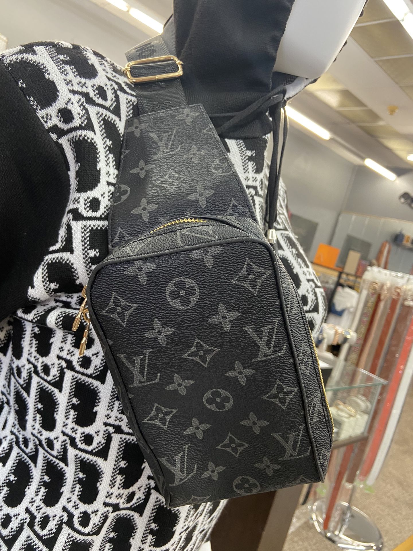 Louis Vuitton Steamer Messenger Eclipse Monogram Eclipse