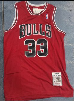 Chicago Bulls Scottie Pippen #33 Red Basketball Jersey