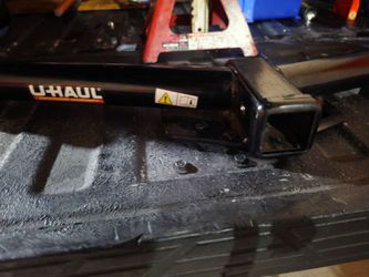 Trailer hitch for chevy silverado never used