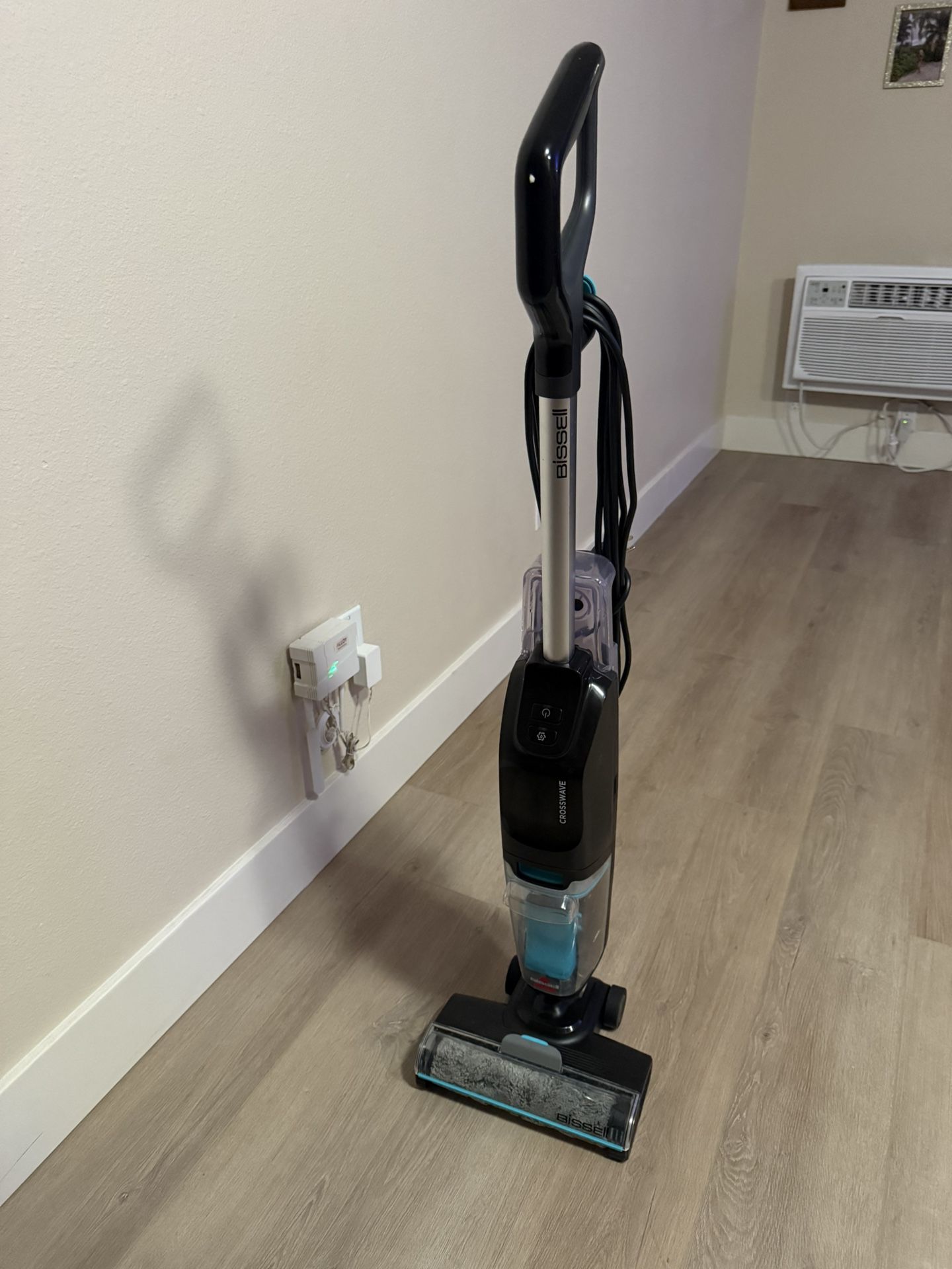 CrossWave Vacuum/Mop