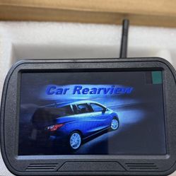 DIGITAL WIRELESS BACKUP CAMERA AND MONITOR KIT. Package includes:-WIRELESS CAMERA. -WIRELESS MONITOR.-POWER CORDS.-BRACKET FOR MONITOR. -CIGARRETE LIG