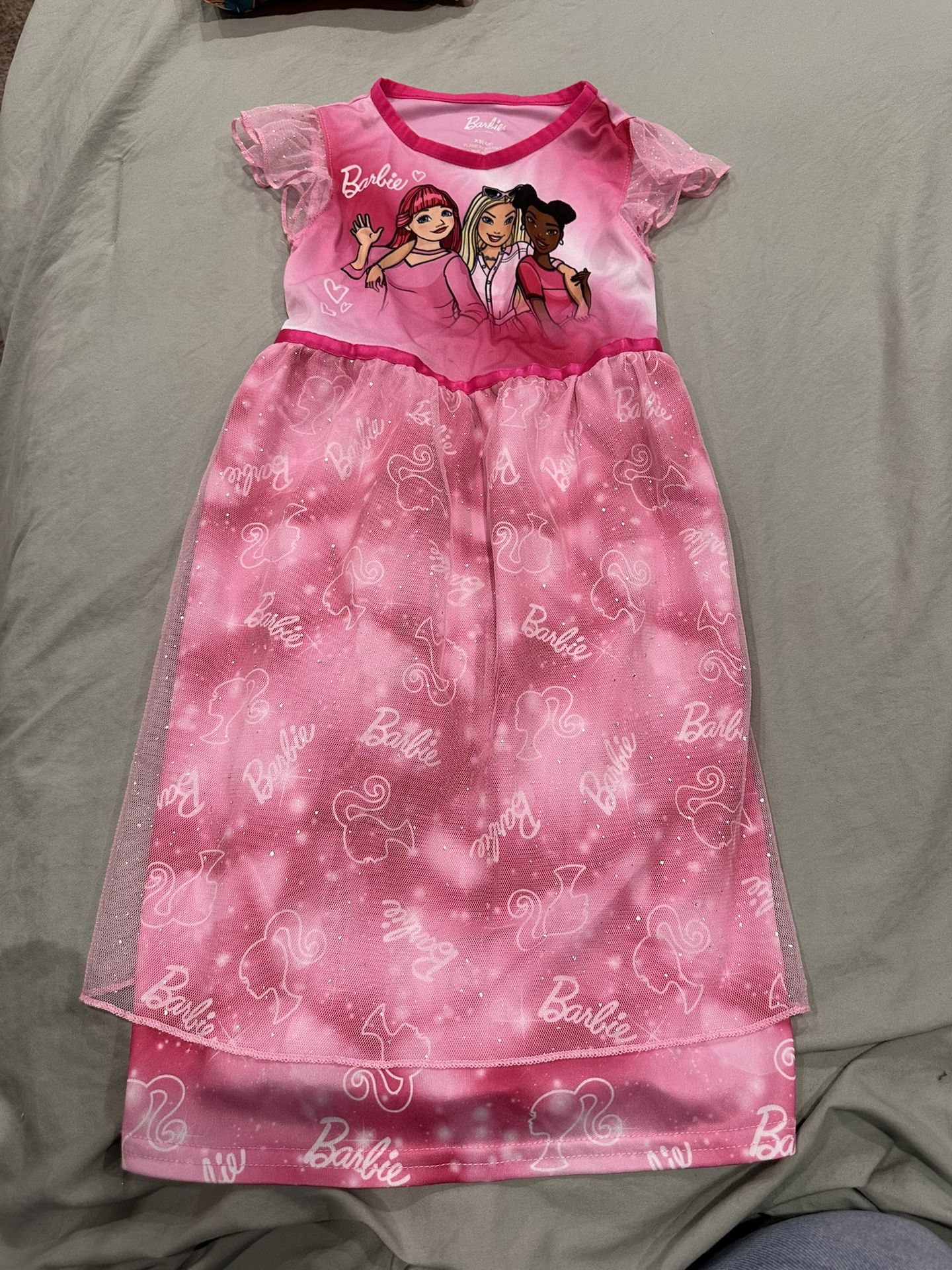 Girls Barbie Nightgown Size 4/5