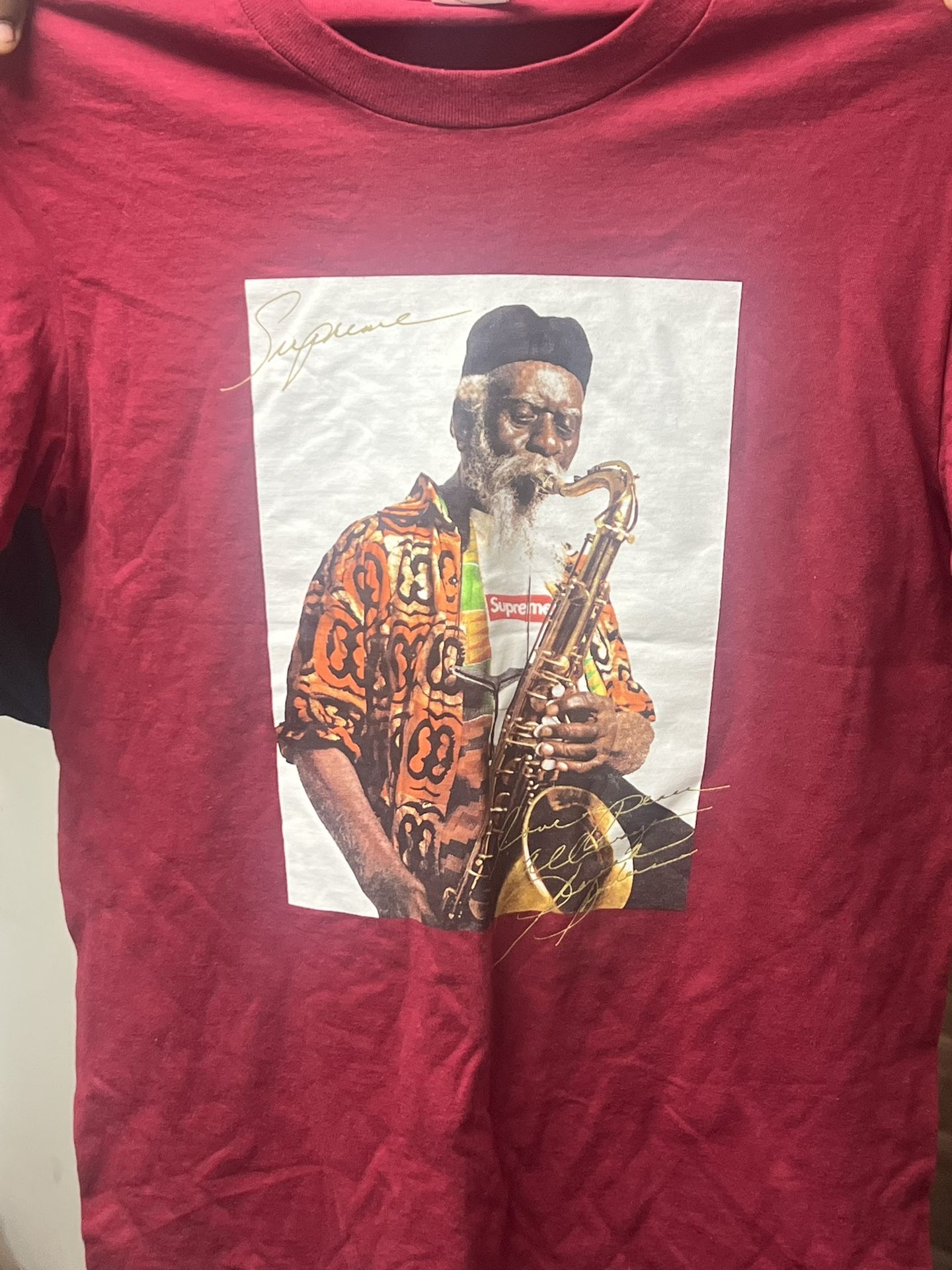 Supreme T-shirt