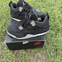 Jordan 4