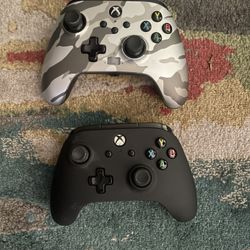 Xbox Wireless Controllers