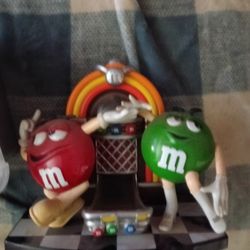 Vintage M&M candy despenser