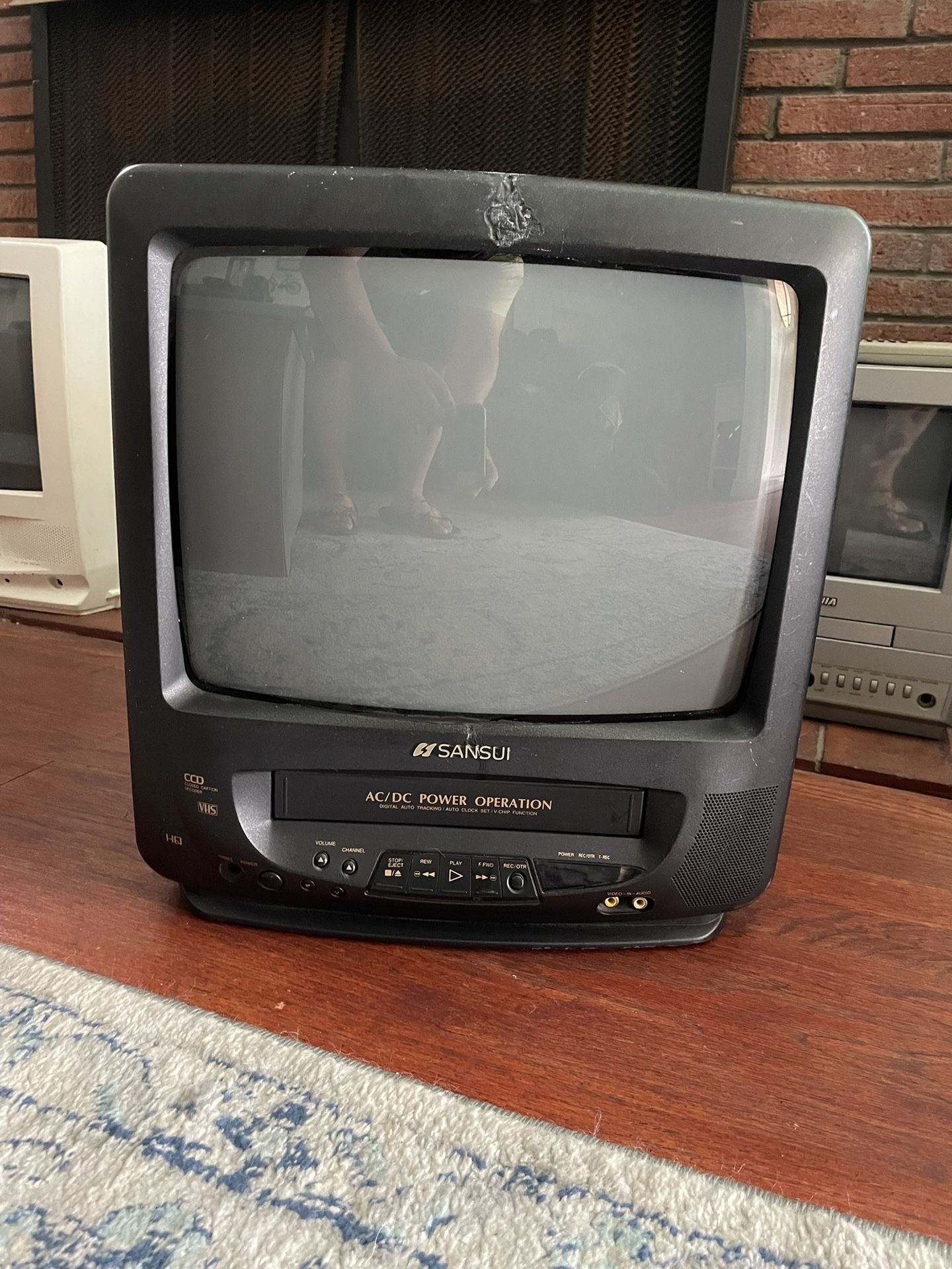 Sansui 13" TV VCR Combo COM311ADB VHS Retro Gaming Portable CRT Tested With Remote
