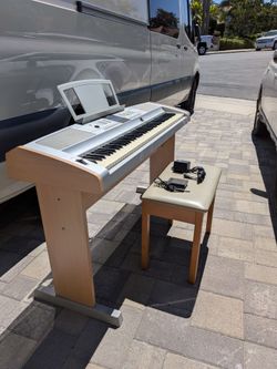 Yamaha grand DGX-505 electric keyboard piano