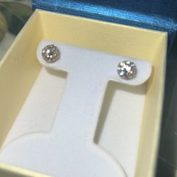 14kt Solid Diamond Stud Earrings