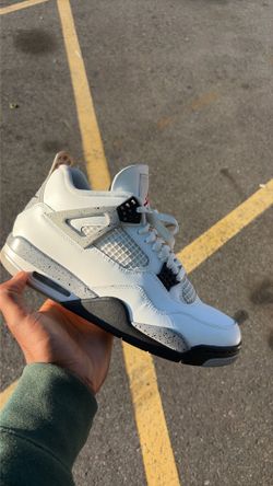 🔥 Air Jordan 4 “White Cement” – Size 11 🔥