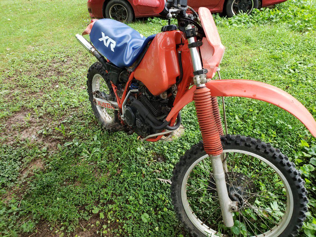 Honda xr350r 350cc 6 speed manual dirtbike