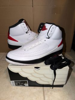 Size 12 - Air Jordan 2 Retro Chicago