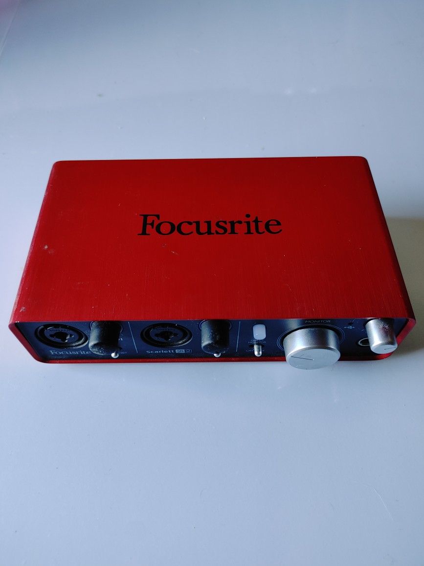 Focusrite 2i2 Audio Interface