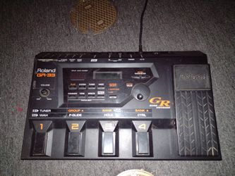 Roland GR33 Guitar synthesizer Pedal Midi Synth