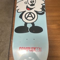 Skateboard set of 3- complex con -Verdy