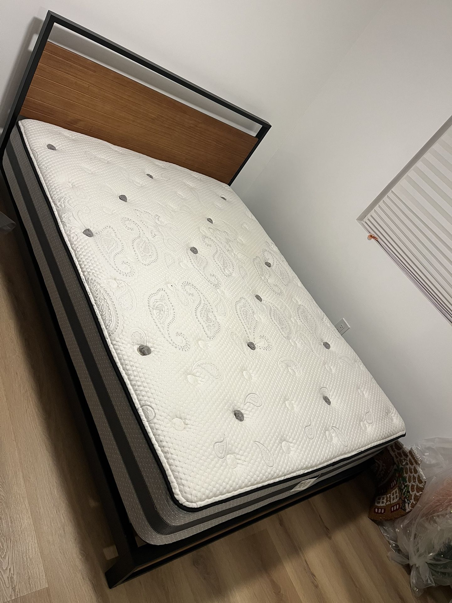 Platform Queen Bed Frame + Mattress