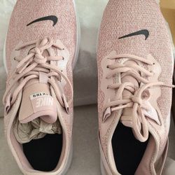 Nike Flex Trainers -New