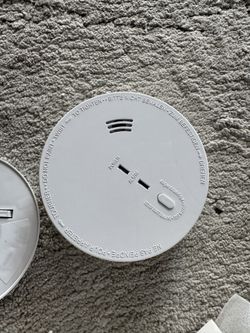 (6) Smoke & Carbon Monoxide Detectors