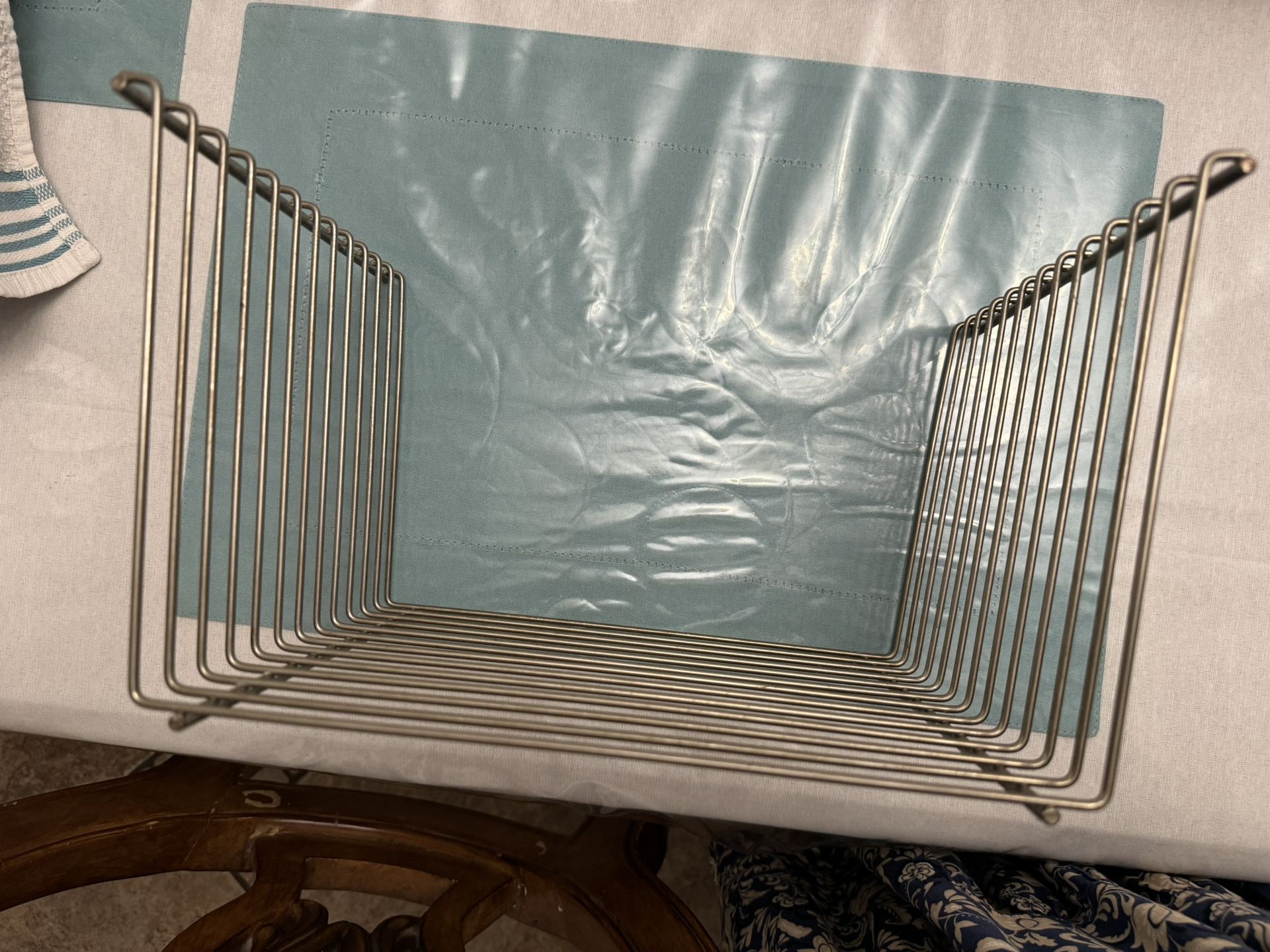 Metal Puzzle Rack