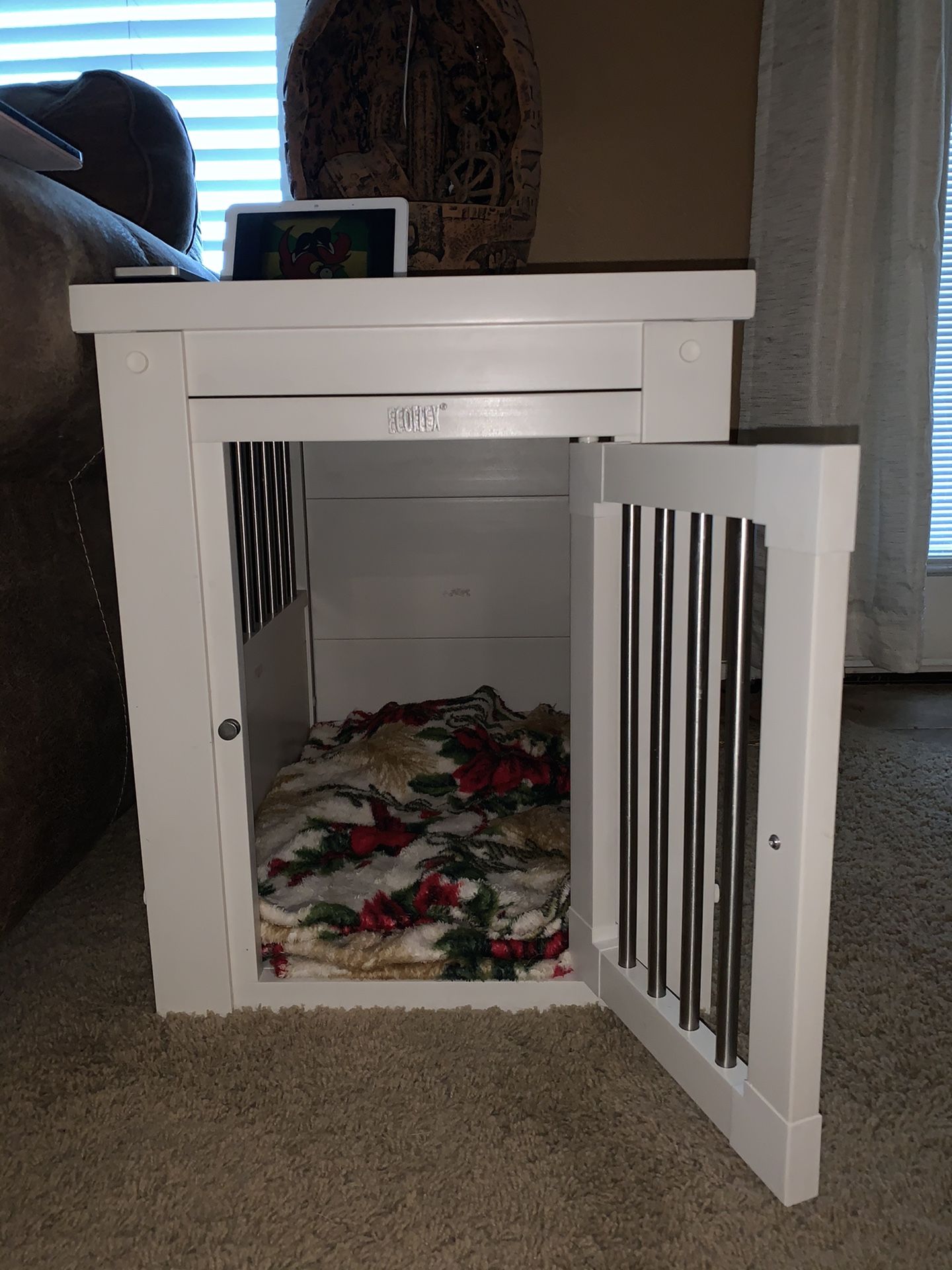 Small sized ecoflex dog kennel