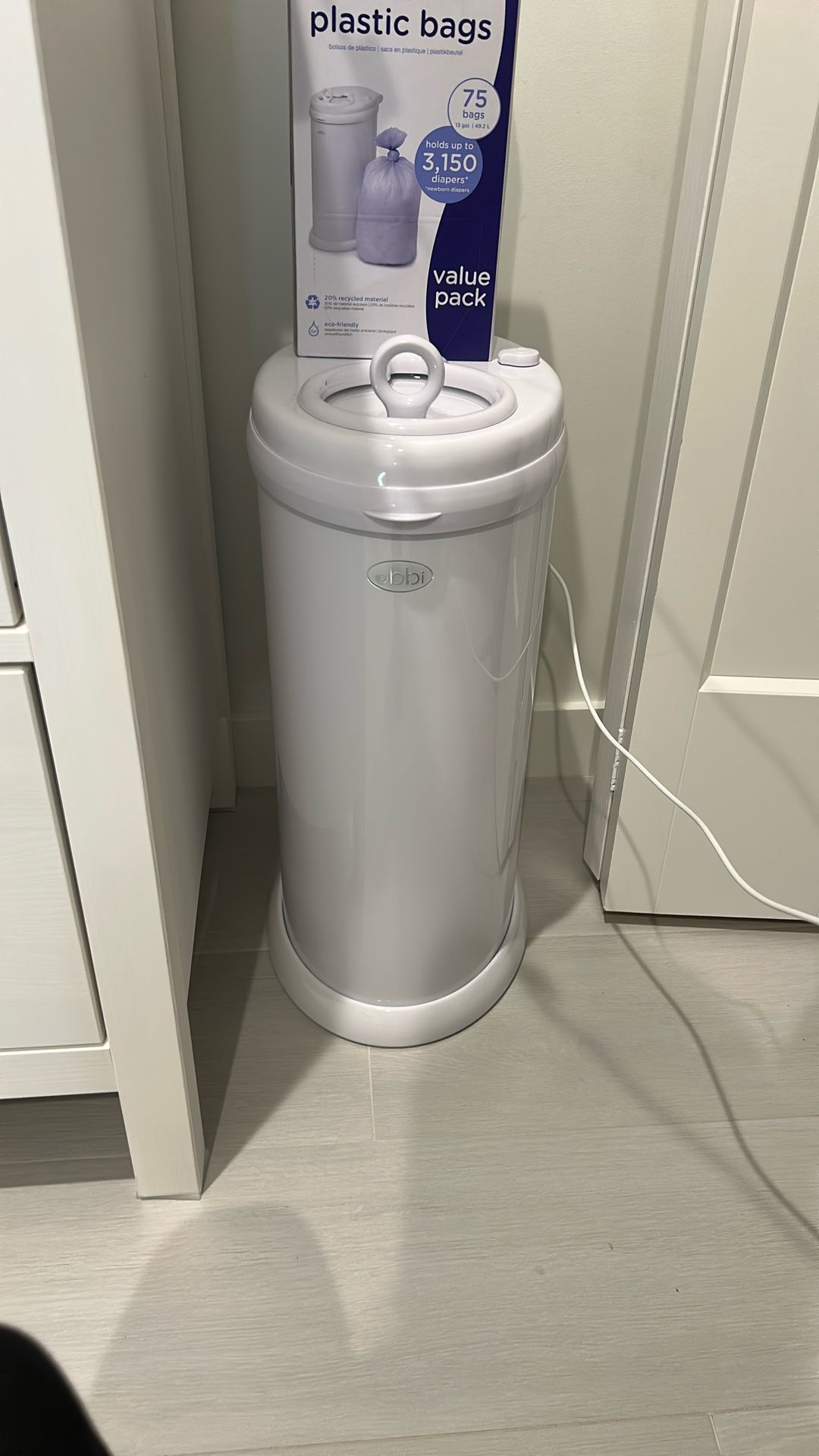 Ubbi Diaper Pail W 75 Bags