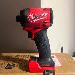 Milwaukee M18 Fuel Impact Driver 