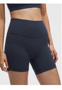 Lululemon high rise shorts 6”