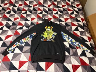 Black Hoodie, Brand: Extra - Size Men’s Medium