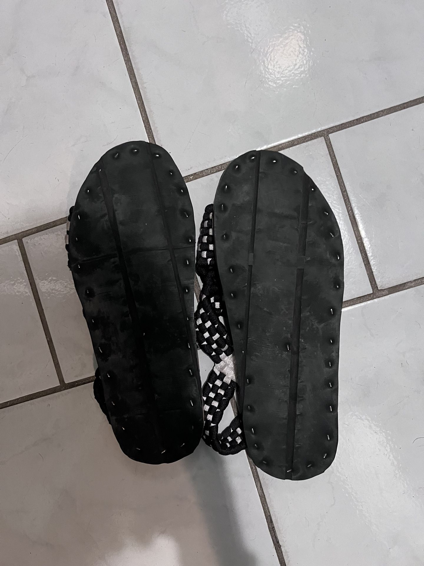 Huaraches Women's shoes