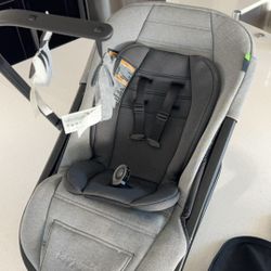 Baby Jogger bouncer LIKE NEW