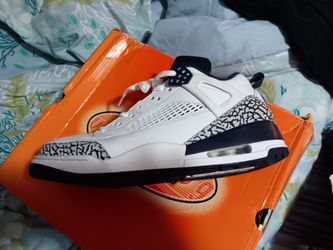 Air Jordan 3 White Midnight Navy Sneakers