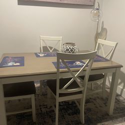 Wooded Table Set With 4 Chairs 