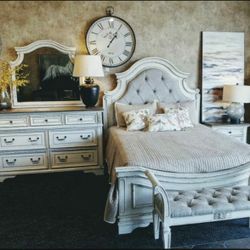Realyn Chipped White Panel Bedroom Set ✔ Queen And King Bed Frame